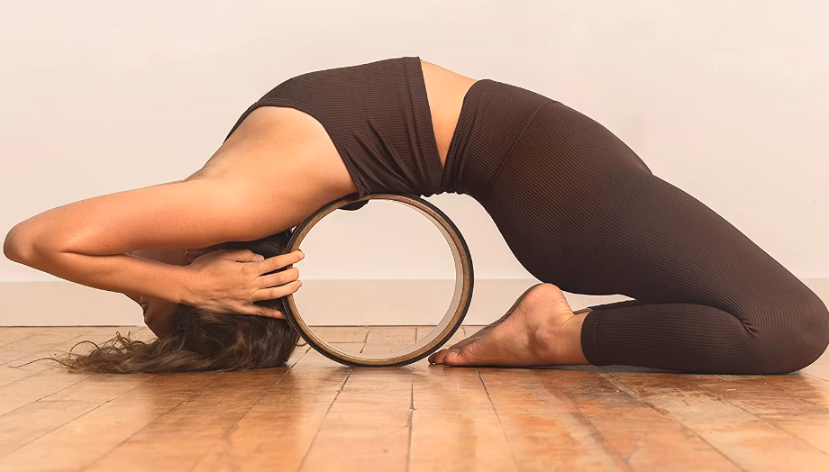 What is the best material for a yoga wheel?