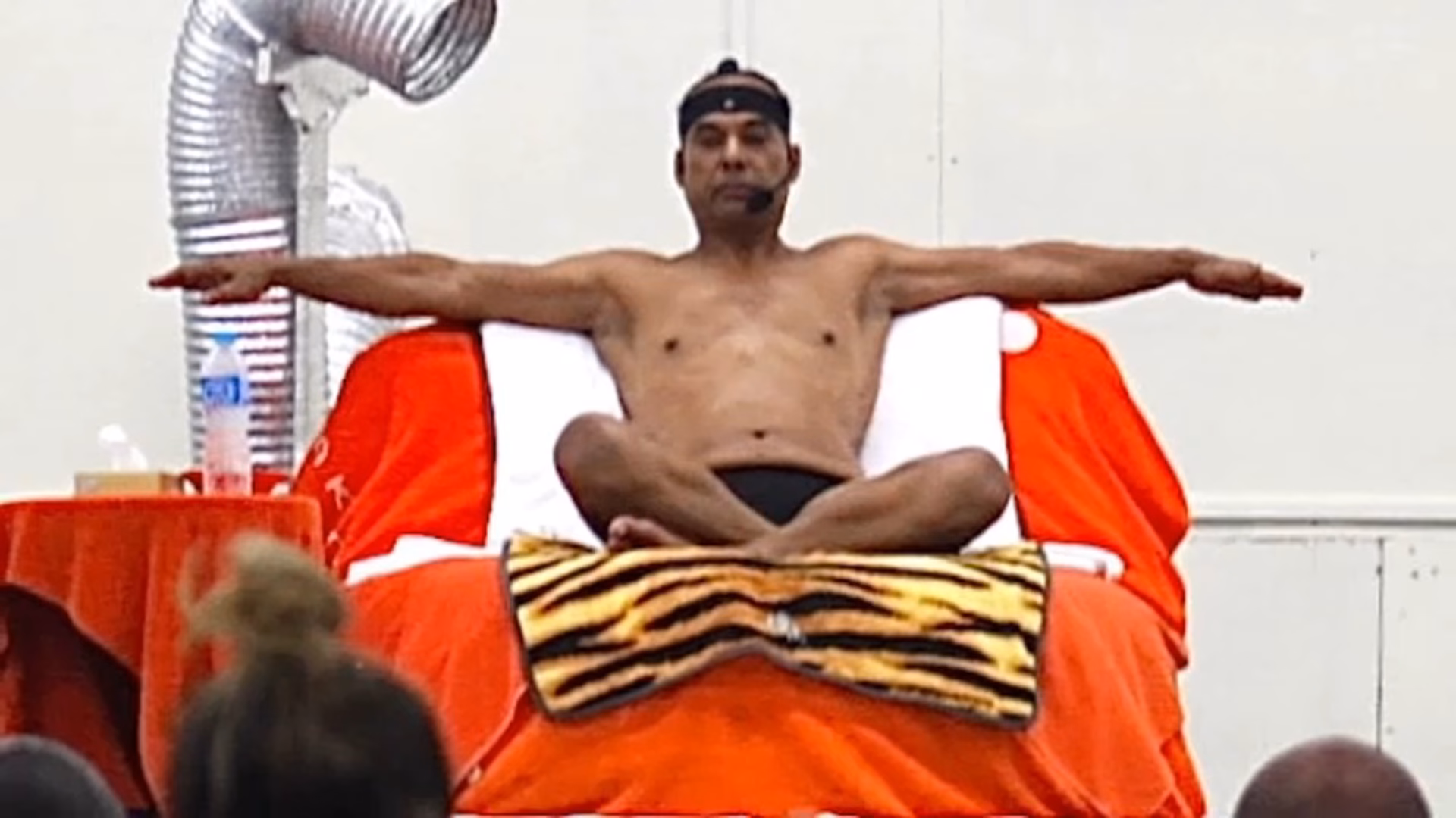 How to become a yoga instructor in Mexico?