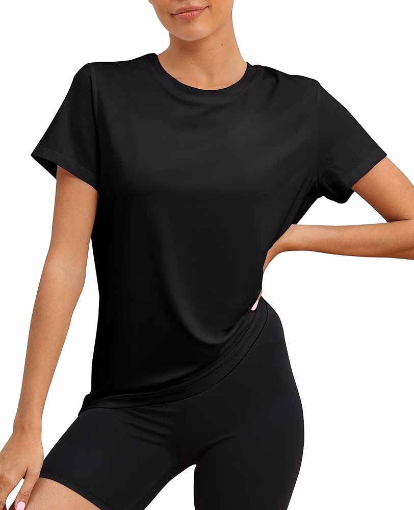 What is a black tee?