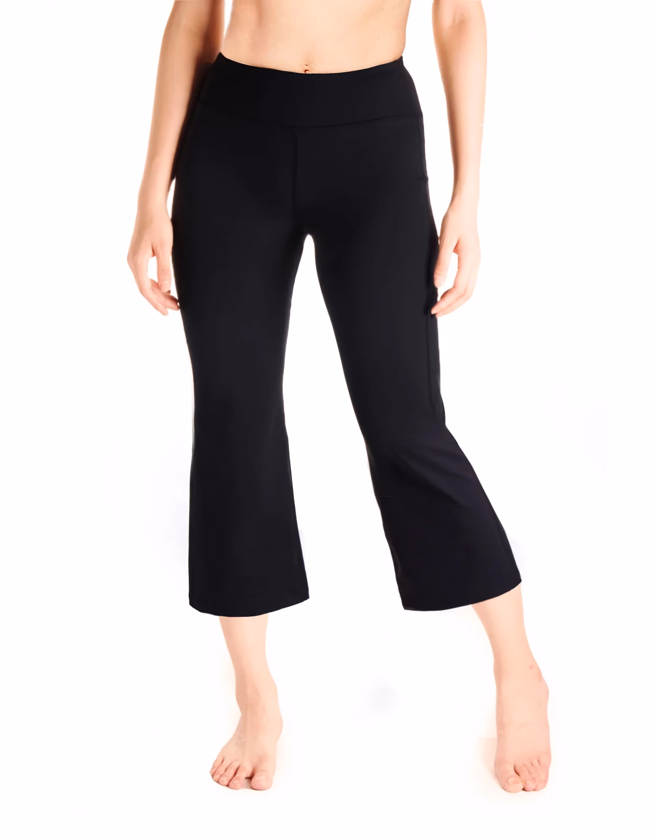 What is difference between capri and crop pants?