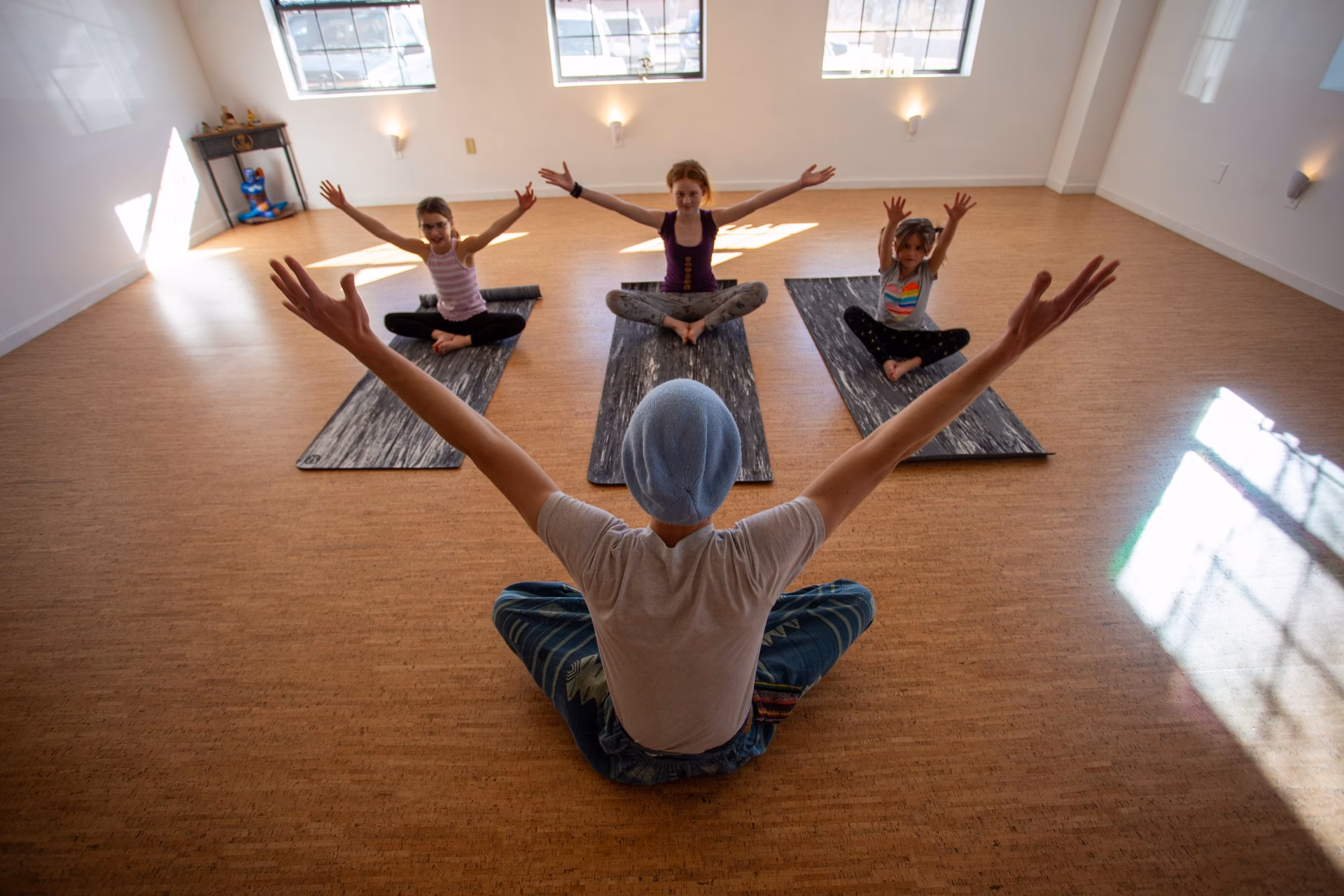 What is a community yoga class?