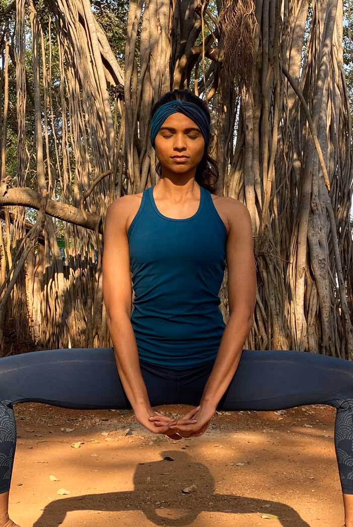 What are the pros and cons of cotton yoga mats?