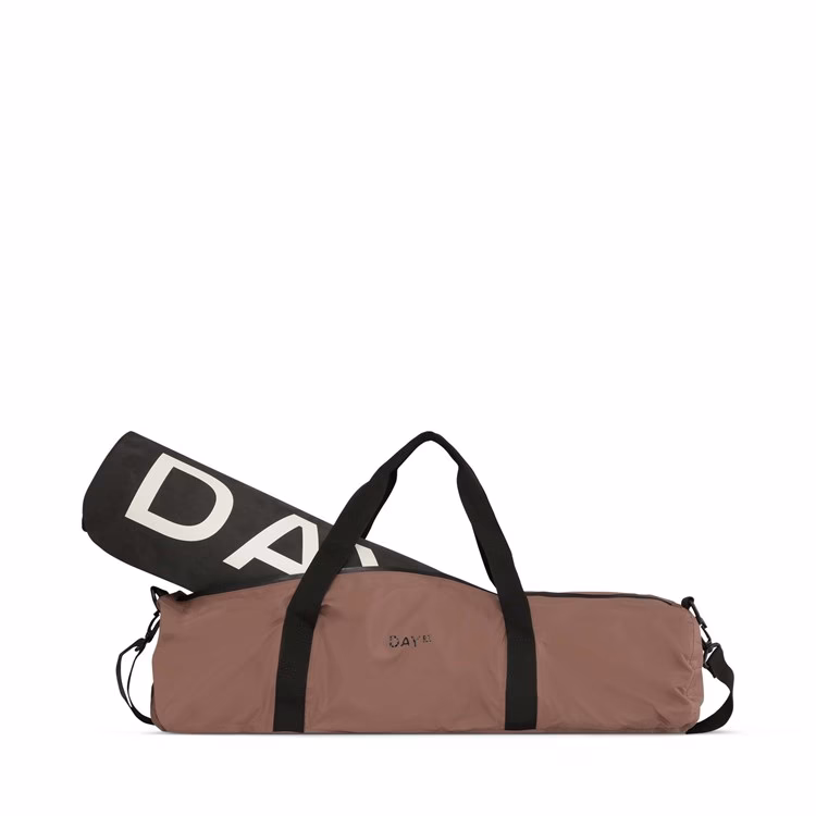 Kan man bruge en day taske som håndbagage?