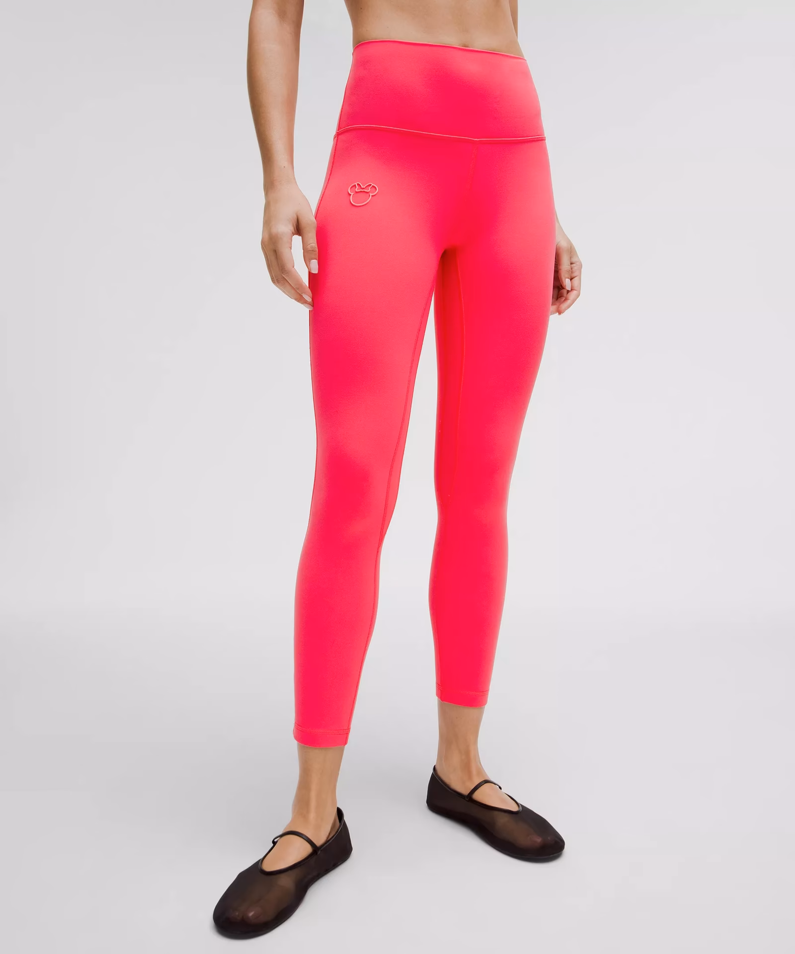 Should I wear leggings to Disney?