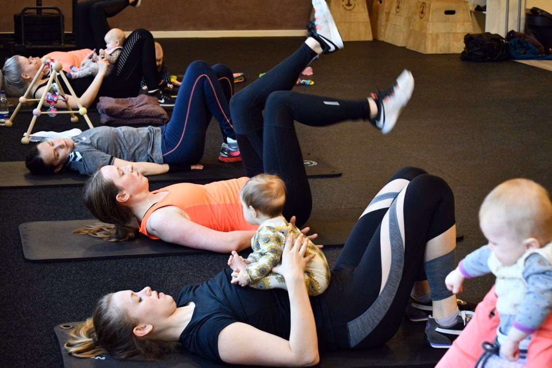 Hvornår må man styrketræne efter en fødsel?