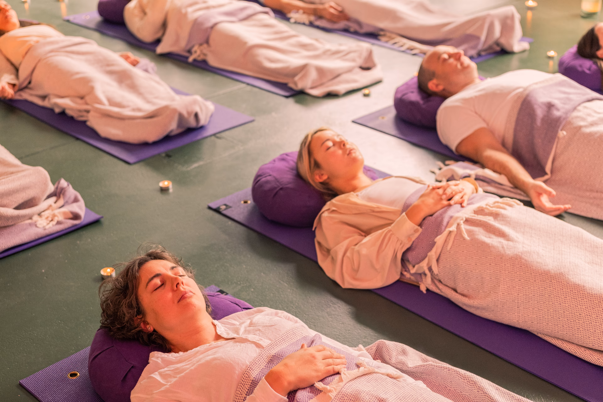 What is a gong bath in yoga?