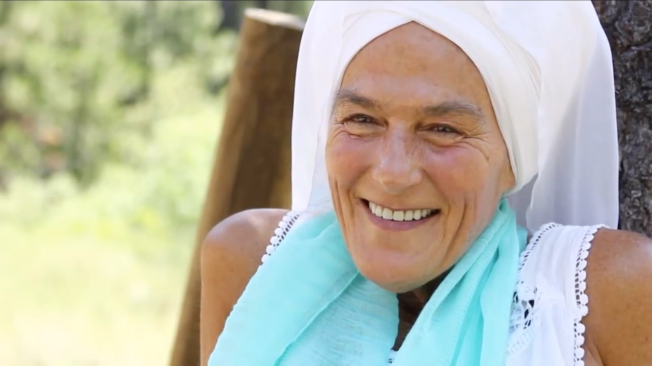Who is the husband of Gurmukh Kaur Khalsa?