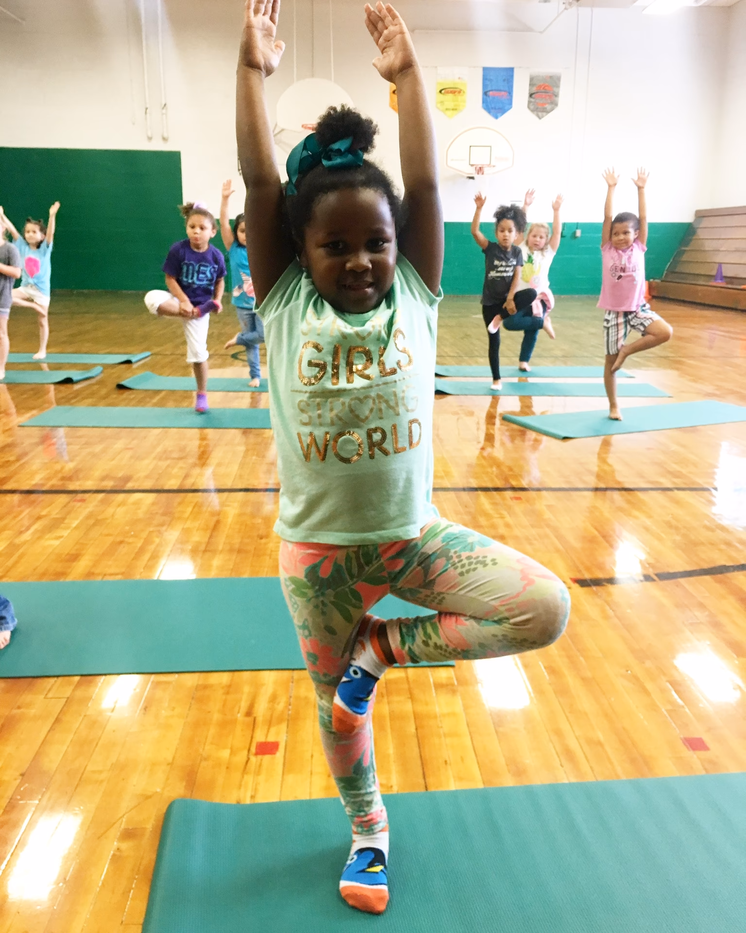 How do you plan a yoga class for kids?