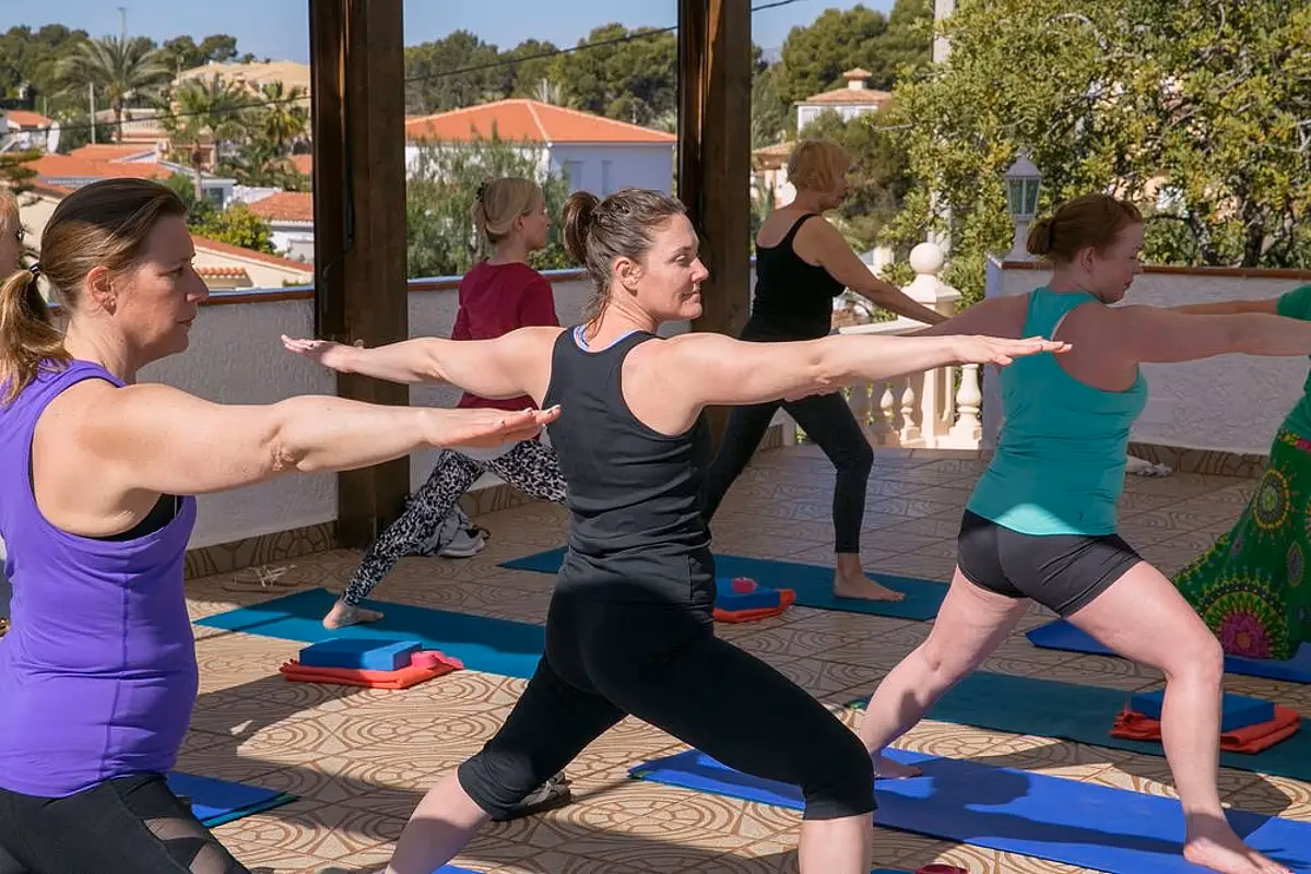 What is the difference between Kundalini Yoga and tantric yoga?