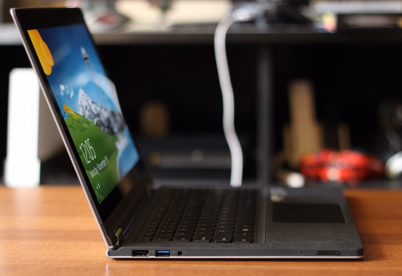 Is Lenovo IdeaPad better than HP laptop?