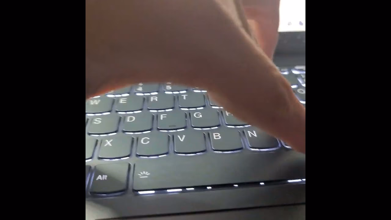 Hvordan slår man touchpad til på Lenovo?