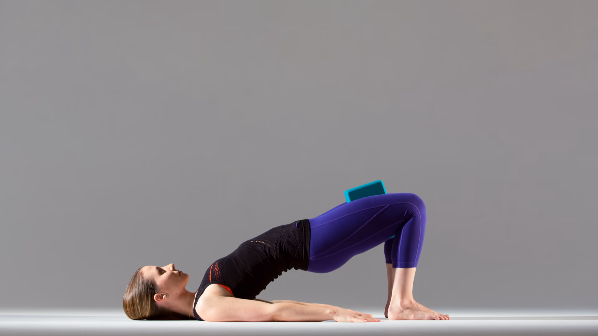 Can yoga fix a pelvic tilt?