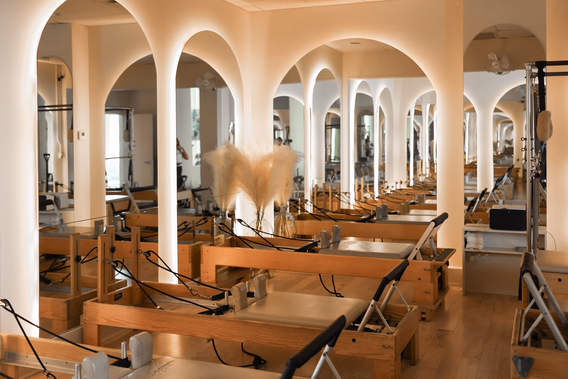 What is special about magazine street new orleans?