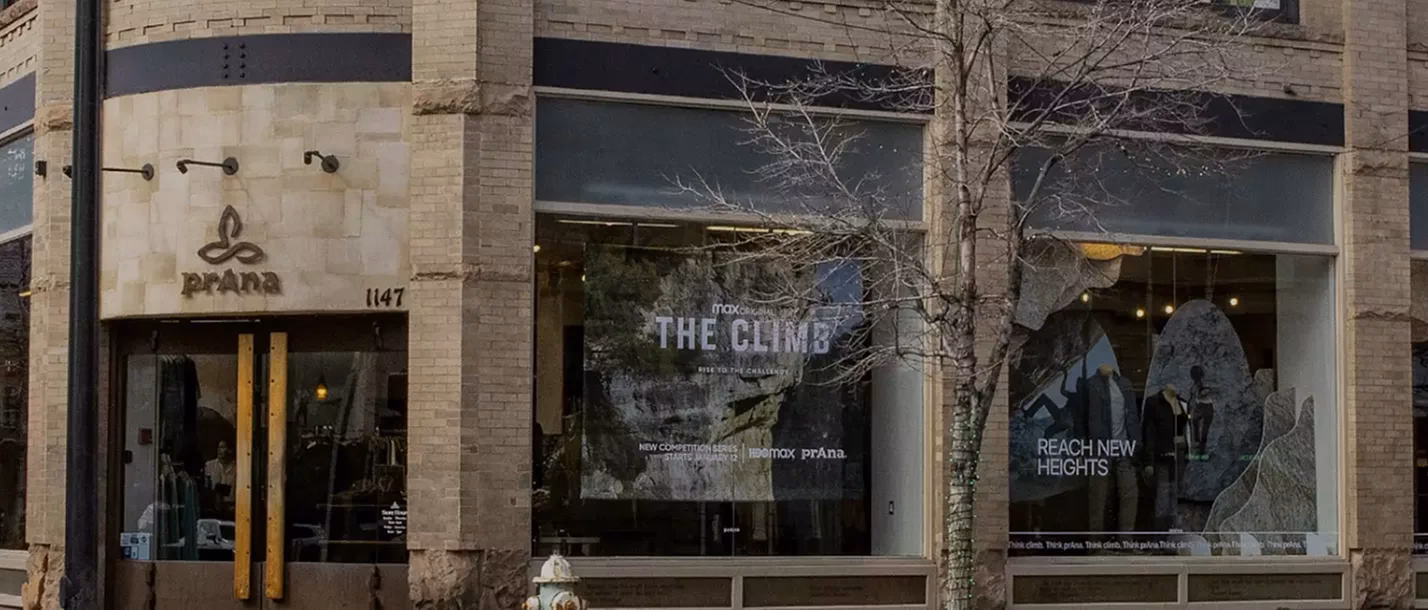 Is prAna only online?