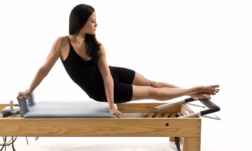 How much does a reformed Pilates instructor make?