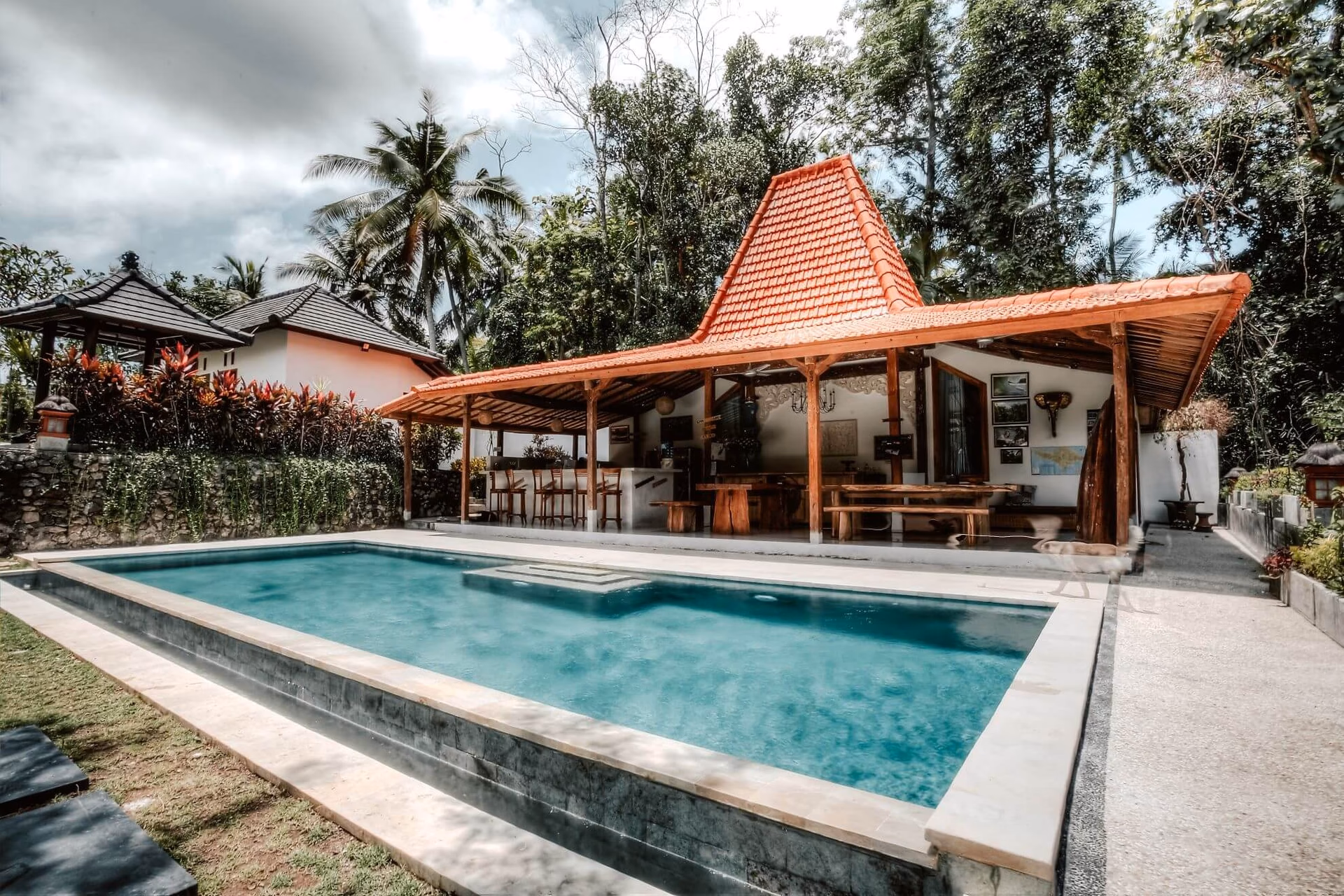 How much does it cost to rent a surf board in Bali?