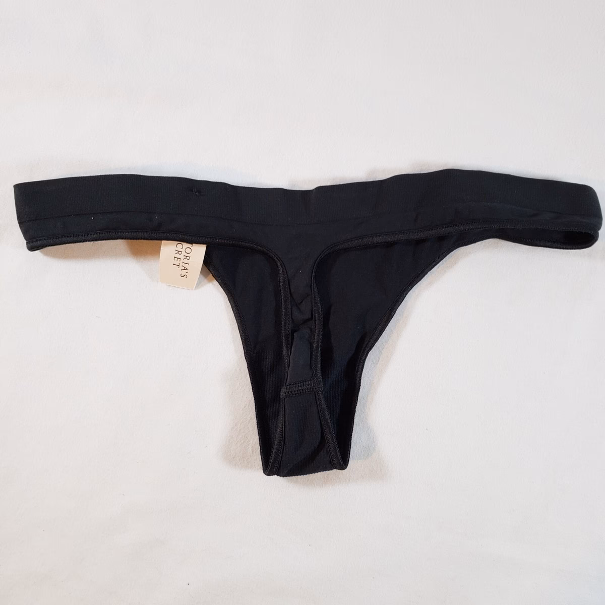 Does Victoria Secret sell used underwear?