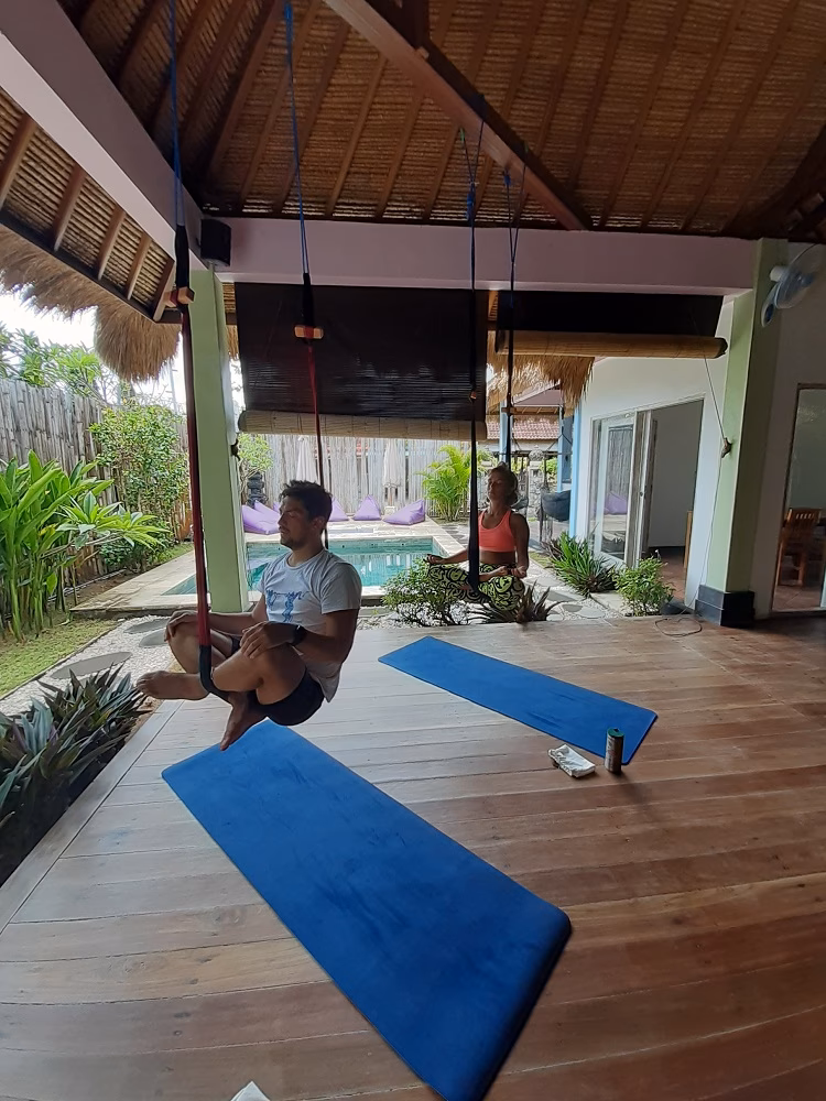 What is the ideal hammock setup?