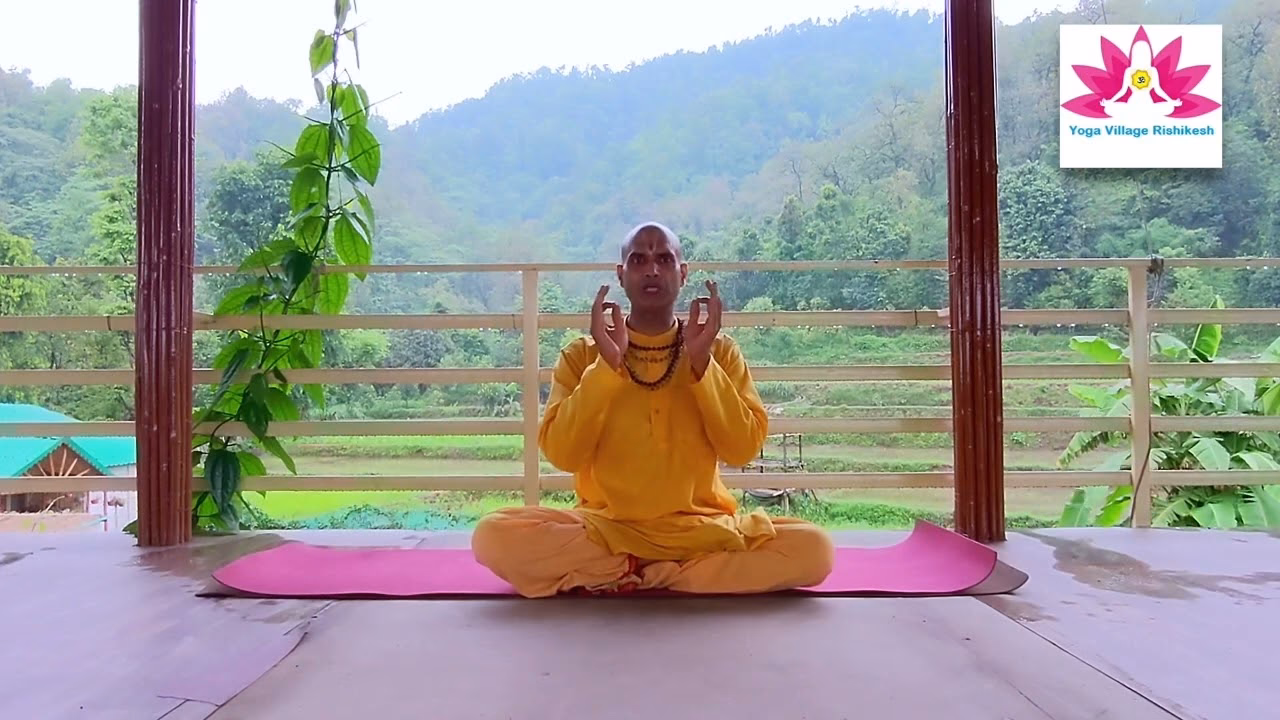 How long is a yoga course in Rishikesh?